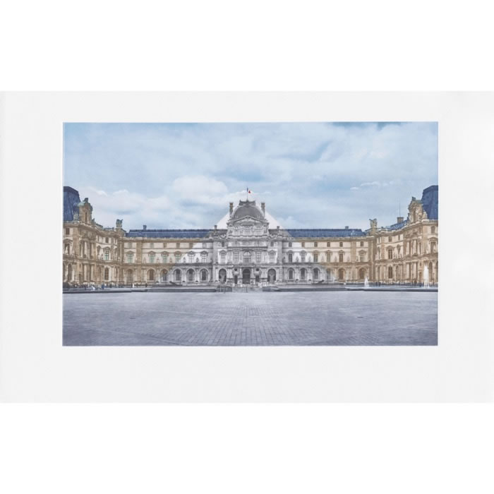 JR - Le Louvre revu par JR, 19 juin 2016 © Pyramide, architecte I.M. Pei, musée du Louvre, Paris, France, 2016 - Une estampe d’après  JR