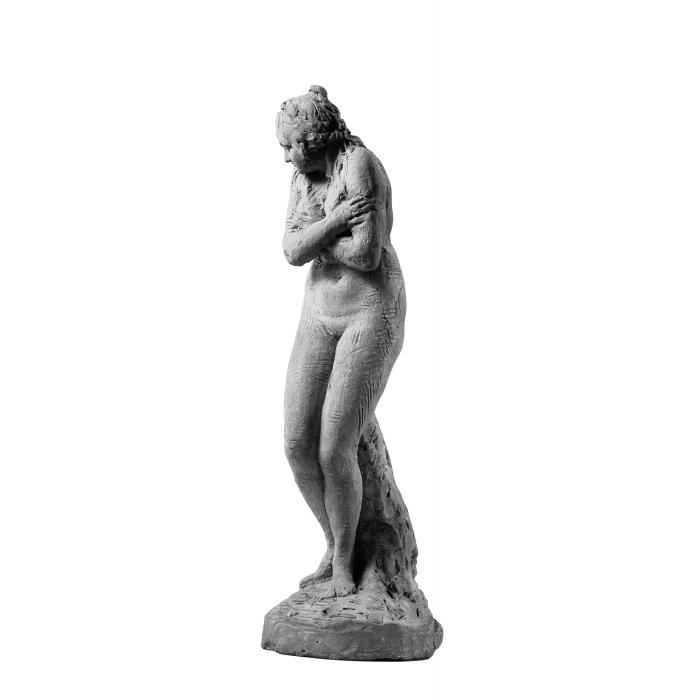 La frileuse - Reproduction d’une sculpture du Musée du Louvre, Paris