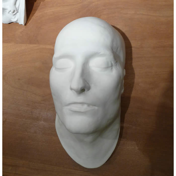 Masque mortuaire de Napoléon I - Reproduction d’une sculpture du Musée national des châteaux de Malmaison et de Bois-Préau, Rueil-Malmaison